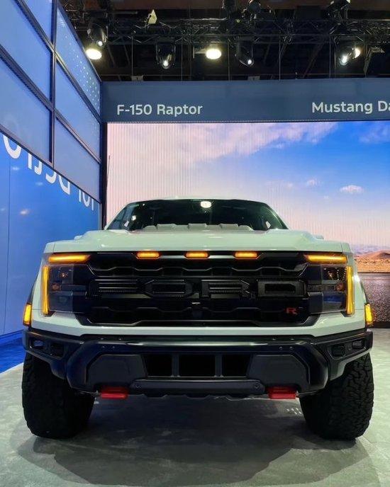 全新24款福特猛禽R F150皮卡5.2T港口现车行情