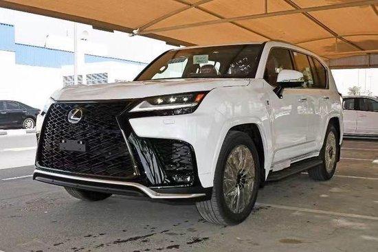 23款凌志lx600售价138万全国落派热卖抵税可落公户