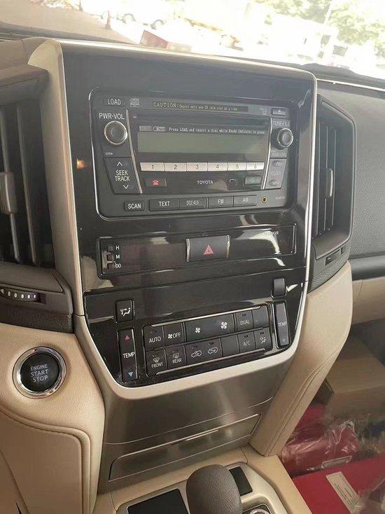 2021款丰田酷路泽40l现车国六b报价71万可分期购车