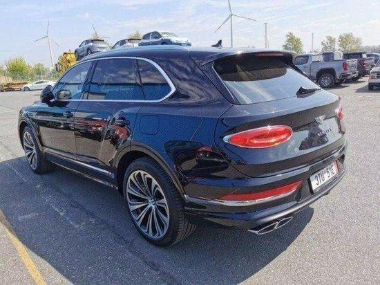 23款宾利添越4.0T顶级SUV天津港进口现车可分期200余万提车