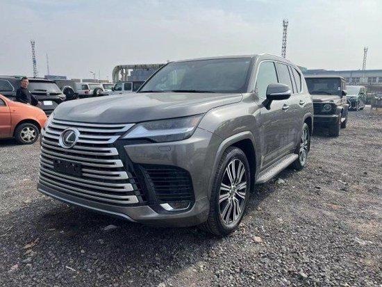 2023款雷克萨斯LX600 惠民价136万起可分期