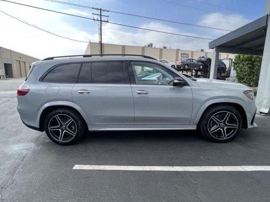 24款奔驰GLS450平行进口现车100万港口最低价