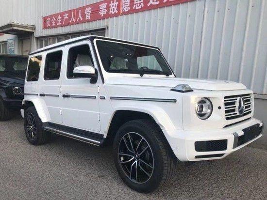 2023款柴油奔驰G400 16X万全国可落户分期