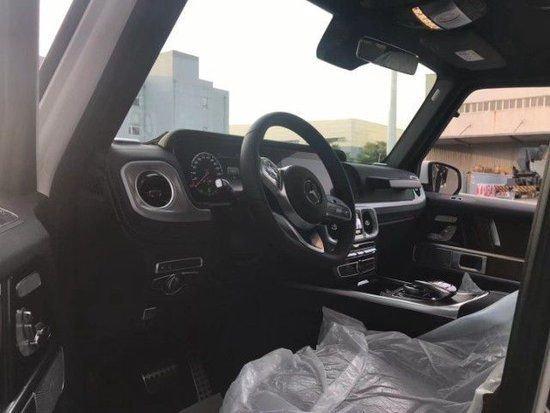 2023款柴油奔驰G400 16X万全国可落户分期