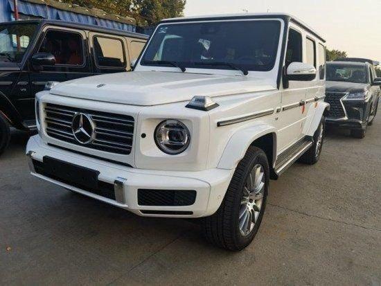 2023款奔驰G500 抄底价175万全国分期购
