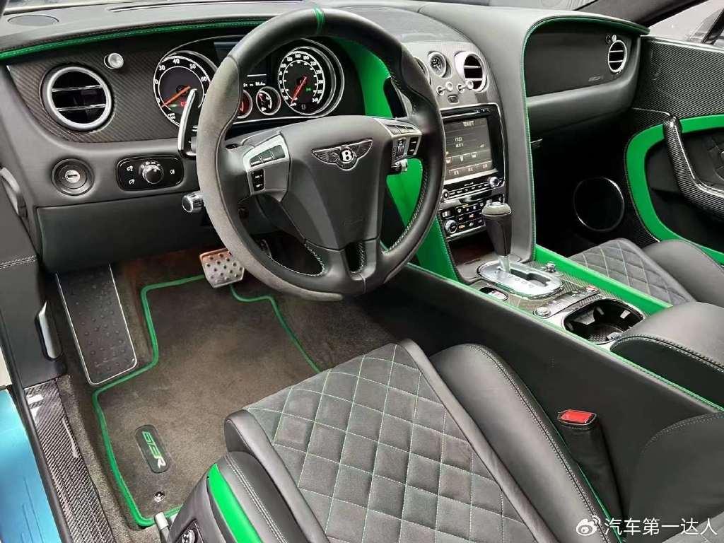 23款宾利欧陆天津港现车手续齐全国牌可分期320万起步价