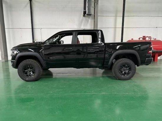 23款道奇霸王龙皮卡报价 不要问卖多钱 问我陪多少钱