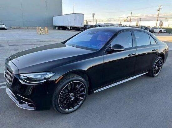 24款奔驰S500平行进口现车配置颜色可选120万起售可分期