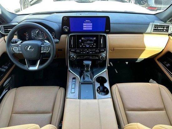 23款雷克萨斯LX600 130多万年底提车最合适