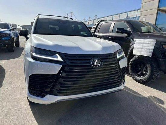 23款雷克萨斯LX600 130多万年底提车最合适