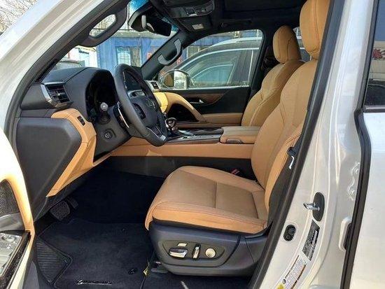 23款雷克萨斯LX600 130多万年底提车最合适