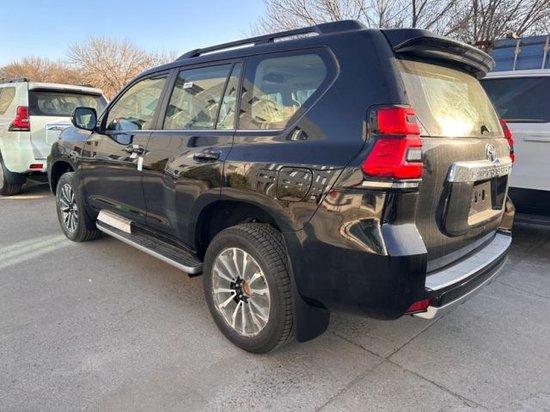 柴油丰田霸道2.8vxl中东版价格一惠到底