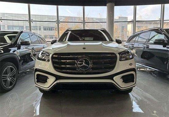 24款奔馳gls450現車落地價格105萬熱銷中