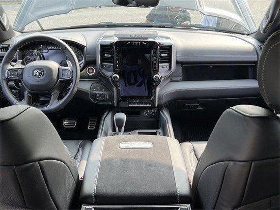 23款道奇霸王龙6.2越野硬汉皮卡 报价80万起售