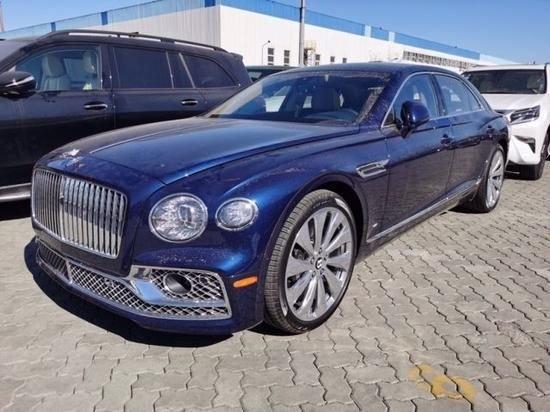 23款宾利飞驰港口库存年底特惠 全国配送上牌无忧