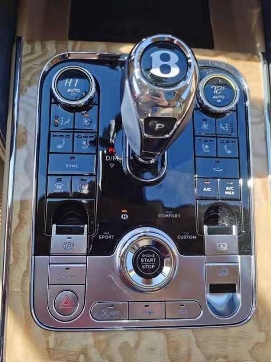 23款宾利飞驰港口库存年底特惠 全国配送上牌无忧