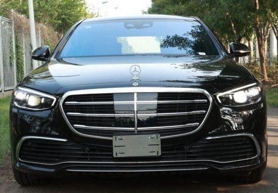 23款奔驰s58040tv8平行进口现车150来万可分期