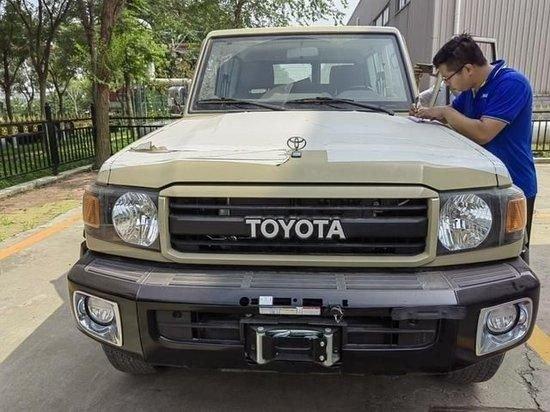 24款丰田LC71最新到港自动档现车手续全40余万起售