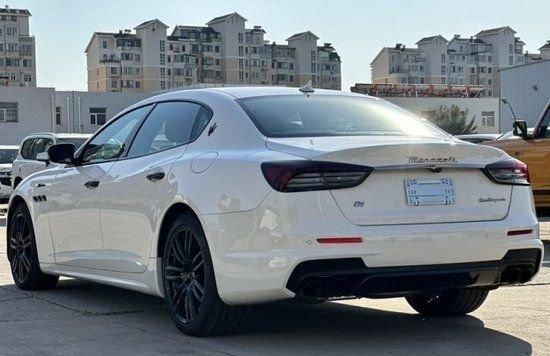 23款玛莎拉蒂总裁摩德纳Q4现车价格120来万