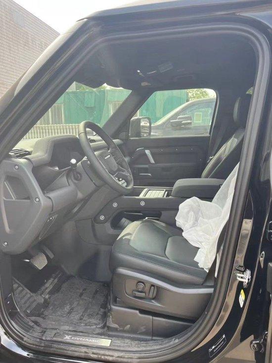 路虎卫士落地价豪车 news_default_F9A7B449298F6C689B14427EF6DDEB90.jpg