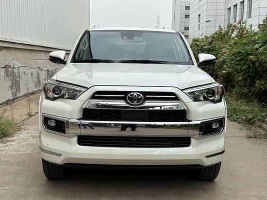 23款加版丰田超霸40l越野车提车首付12万起