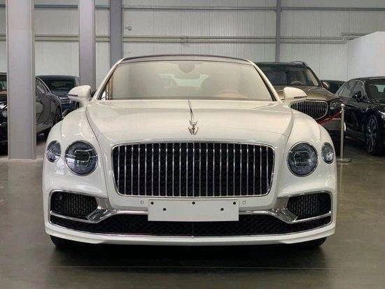 2024款宾利飞驰40t到港老款车型惊人爆降20万