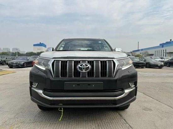 23款丰田霸道40港口现车特惠批发价格57万起