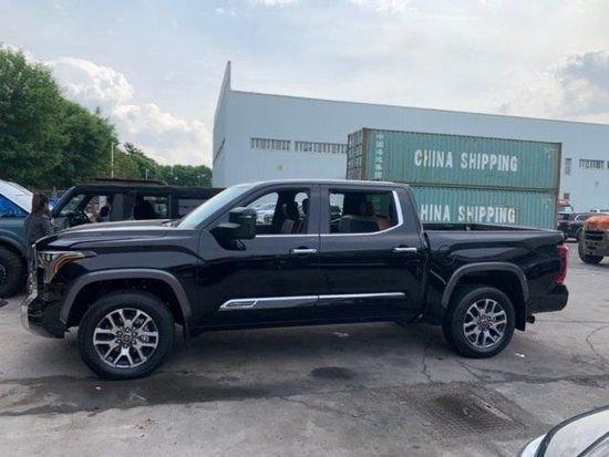 2023款丰田坦途3.5TT 40万起零利润热销中