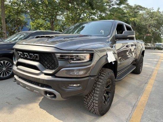 2024款道奇公羊霸王龙 最畅销皮卡80来万起售