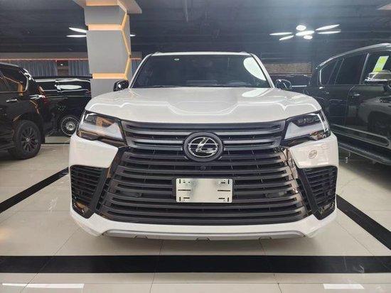 23款雷克萨斯LX600 极限越野顶级豪华车