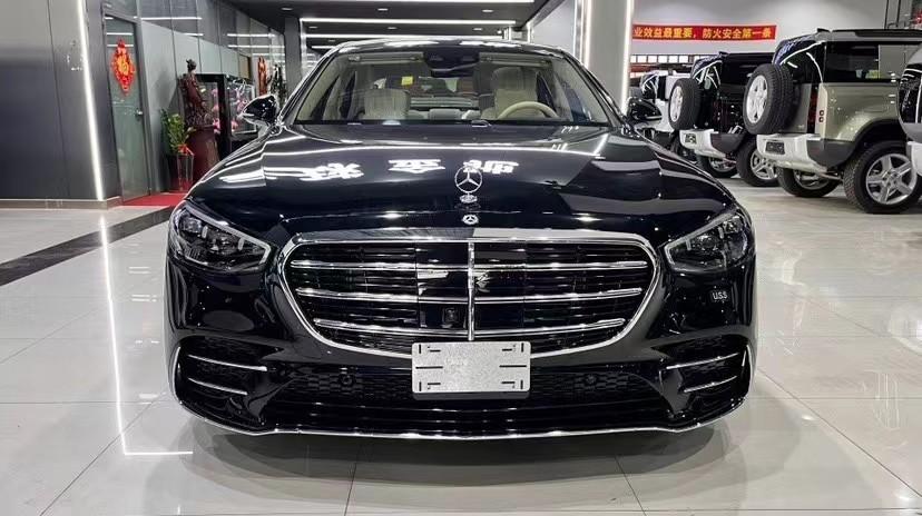 奔驰s50030t港口最新报价116万起