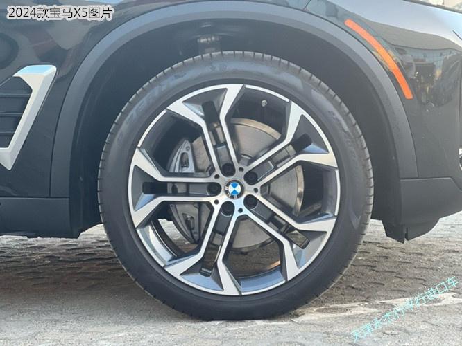 24款宝马X5 3.0T M运动版平行进口加版最新报价及图片