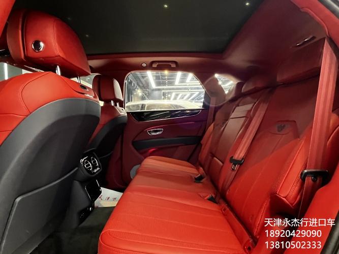 22款宾利添越4.0T V8 气势恢宏超豪华SUV现车最新报价268万