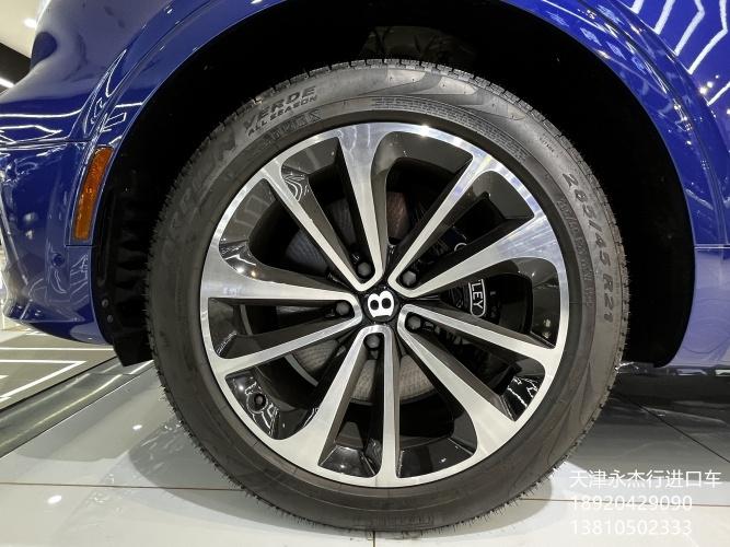 22款宾利添越4.0T V8 气势恢宏超豪华SUV现车最新报价268万