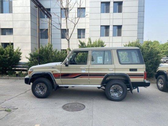 23款丰田lc76中东版进口越野59余万起
