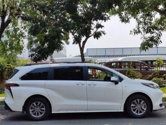 丰田塞纳25四驱最新报价起步价格50多万