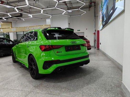 年终钜惠 2024款奥迪RS6高性能运动轿跑 购车有礼