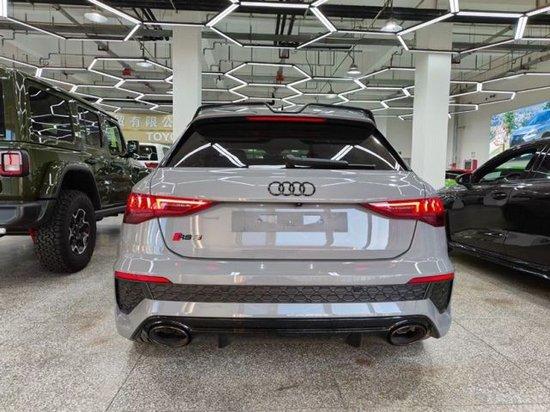 年终钜惠 2024款奥迪RS6高性能运动轿跑 购车有礼