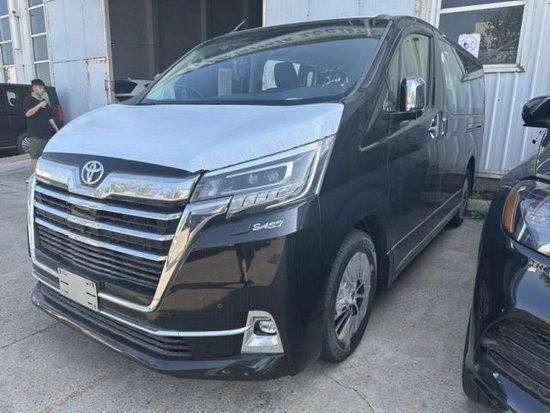 23款丰田格兰维亚28t柴油35l汽油现车全国牌38万起售