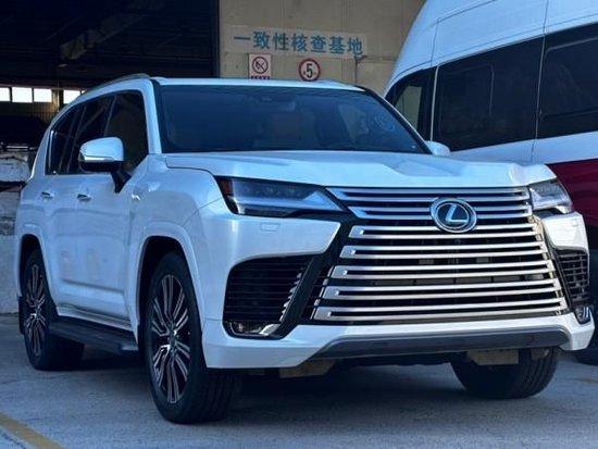 2023款雷克萨斯LX600港口现车价格跌至谷底   
