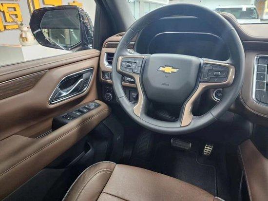 全新2023款雪佛兰萨博班大批量现车到店 硬派越野的首选车型