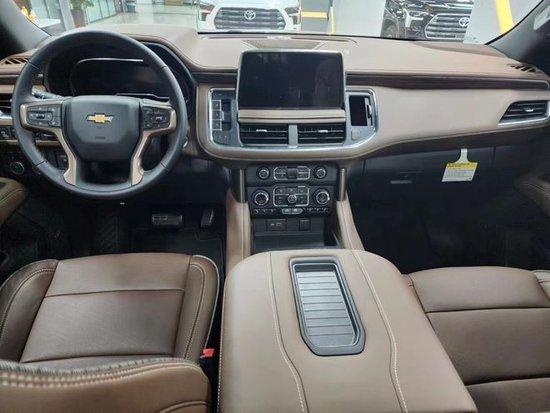 全新2023款雪佛兰萨博班大批量现车到店 硬派越野的首选车型