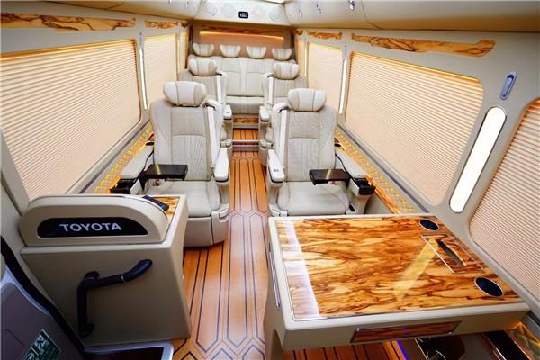   鸡西丰田考斯特4s店电话 考斯特10座11座12座13座16座17座价格