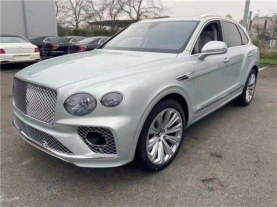 23款宾利添越现车闻名于世优惠直降50万元