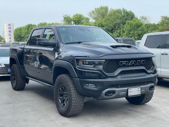 23款道奇62trx霸王龙天津港实在报价80万起