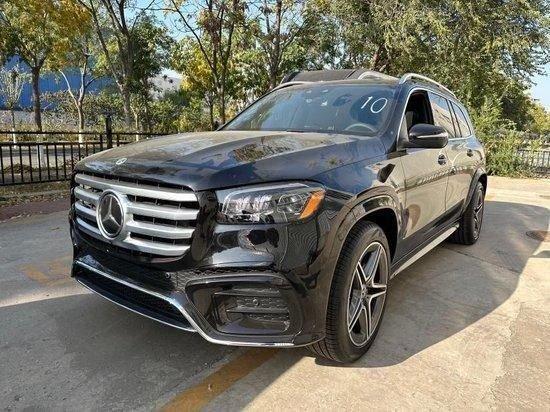 24款奔驰gls450平行进口现车2月促销100万起步售价