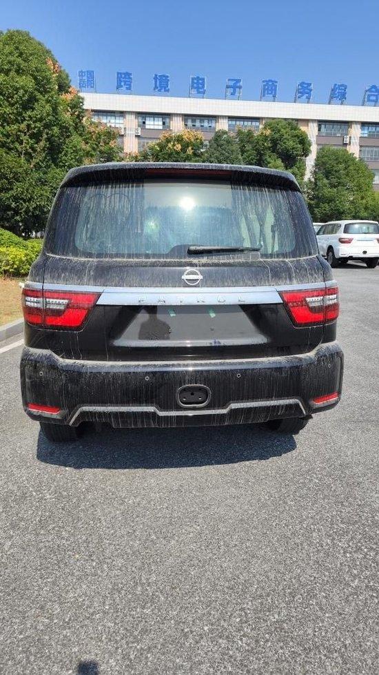 23款日产途乐y62沙漠王子港口售价535万可分期