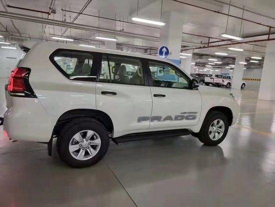 丰田霸道2700最新价格普拉多27l最低报价428万