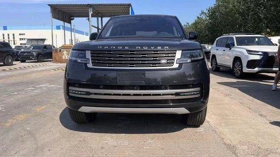 24款路虎揽胜行政越野界大哥地位不变傲视群雄保税区超低价售全国