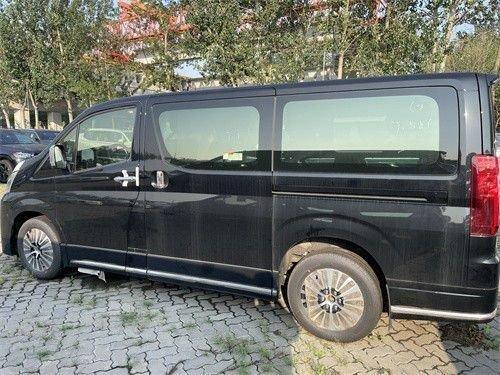 2023款丰田格兰维亚granvia中东版最低价仅需50余万